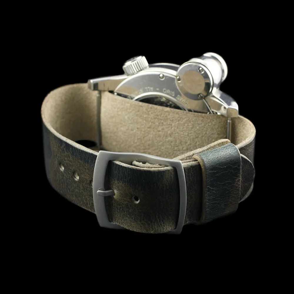 Adjustable One-Piece Leather Watch Strap, Military 107