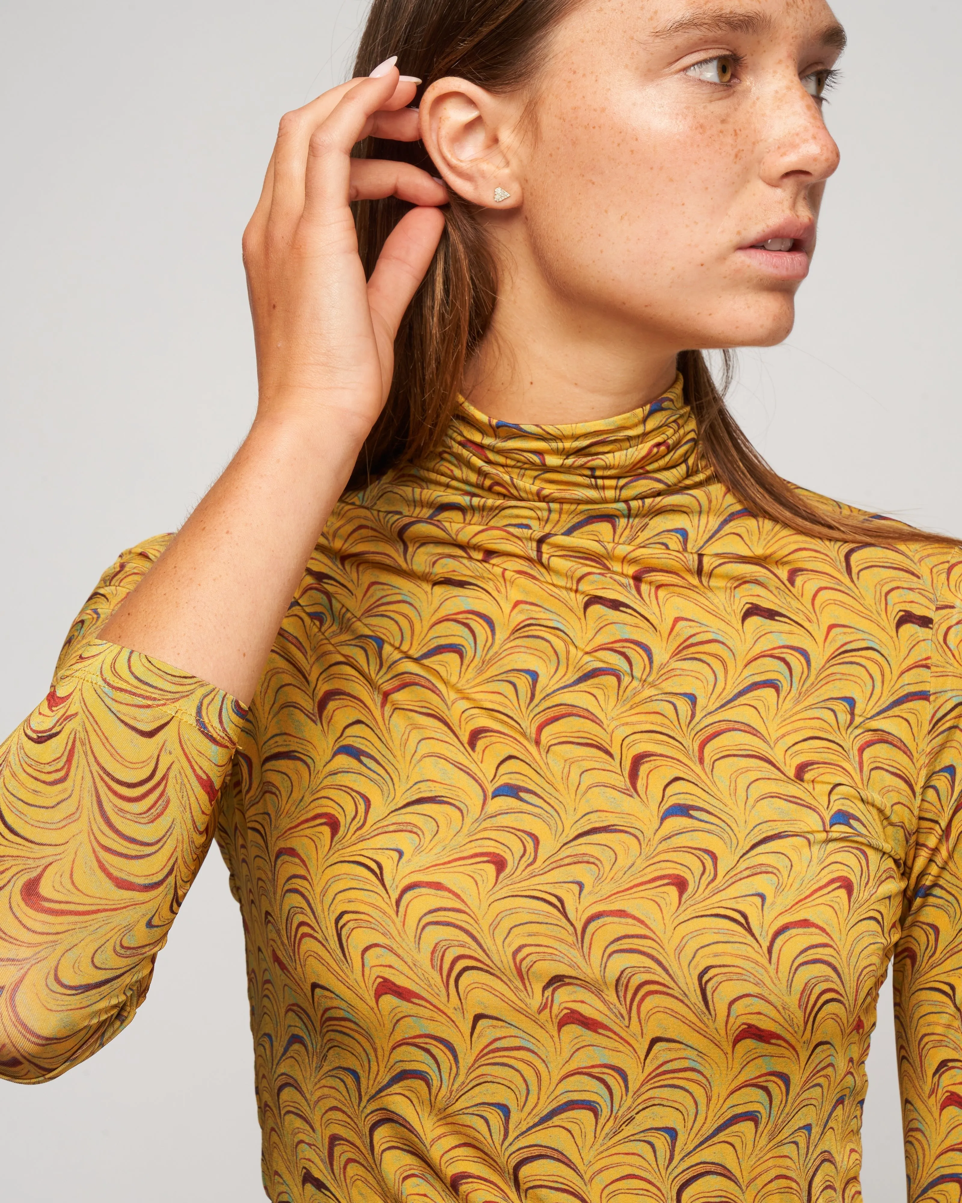 aurelia turtleneck - tiger's eye
