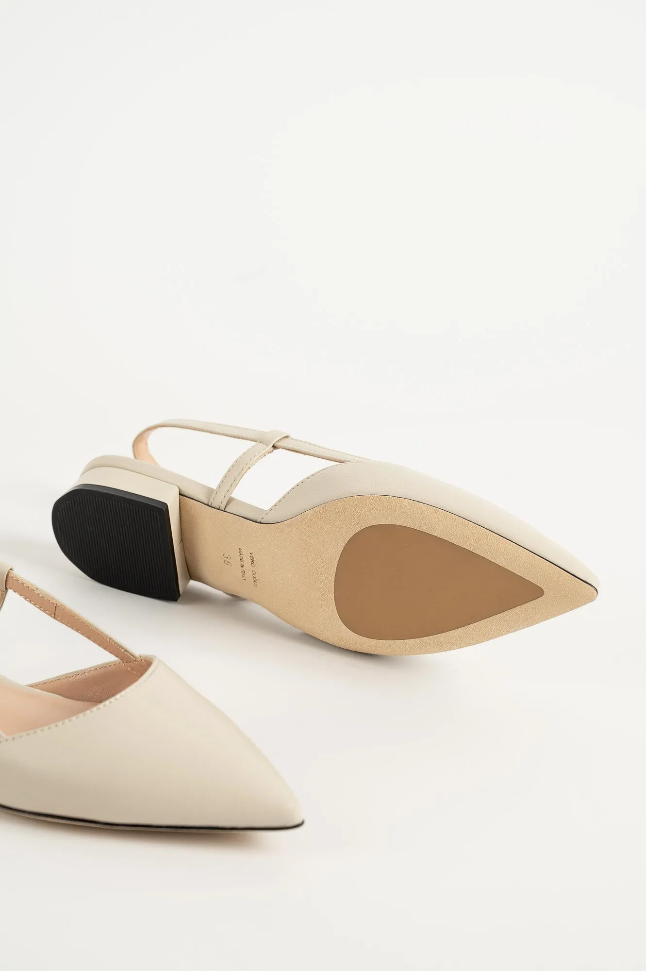 Ballerina Wiktoria 172 | Off-White Skinn