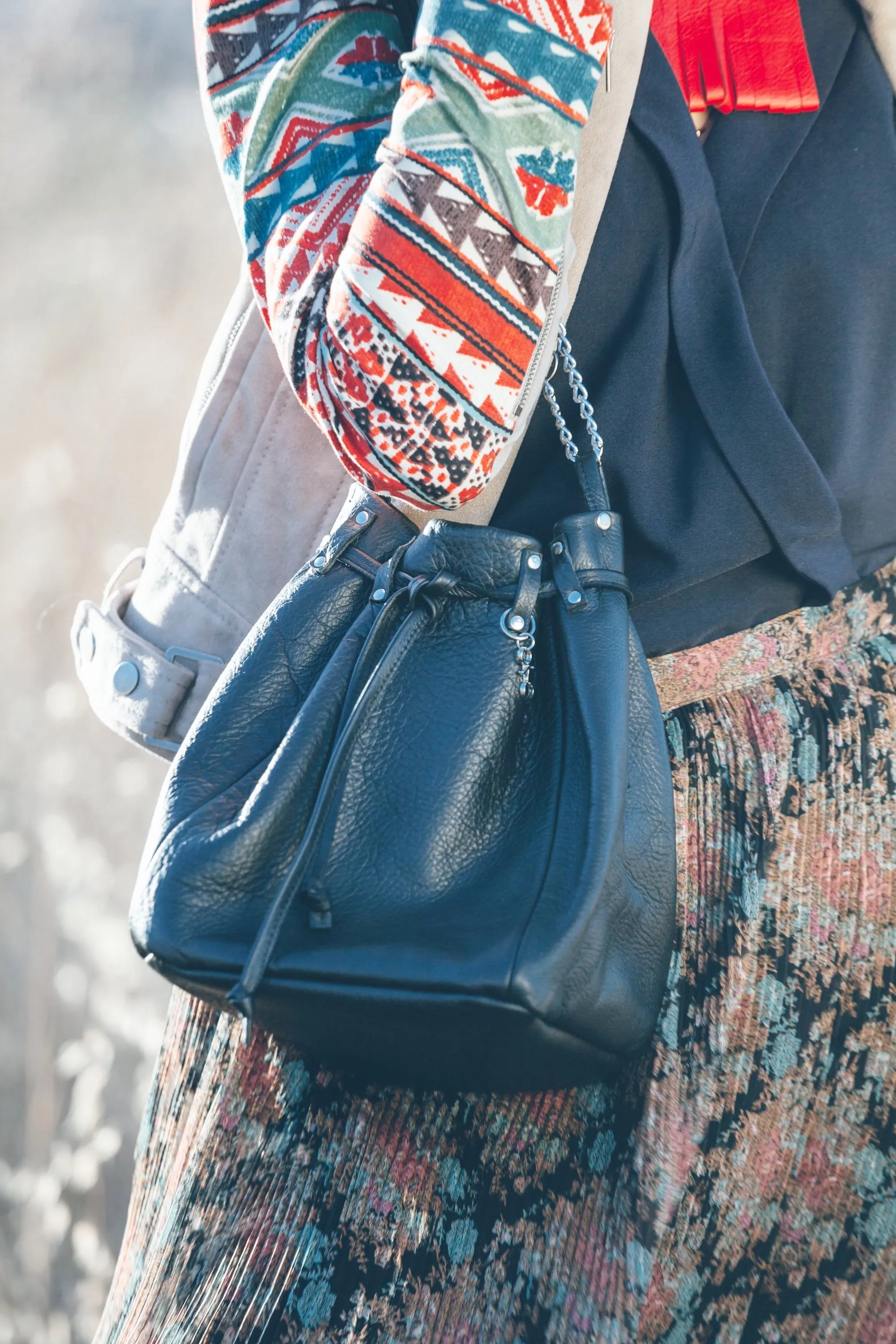 Bucket bag