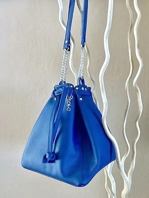 Bucket bag