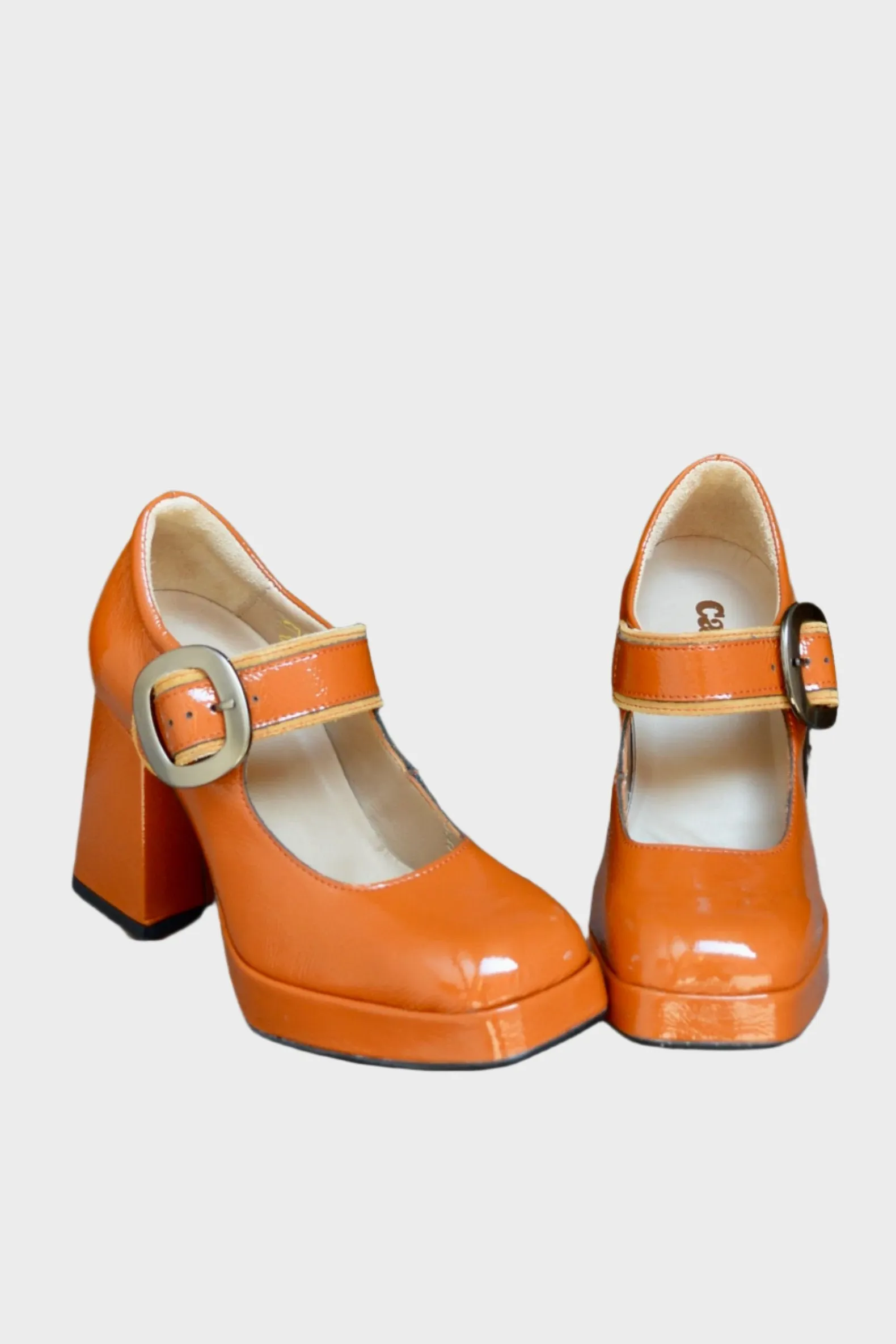 Casta Japa Size 39 only