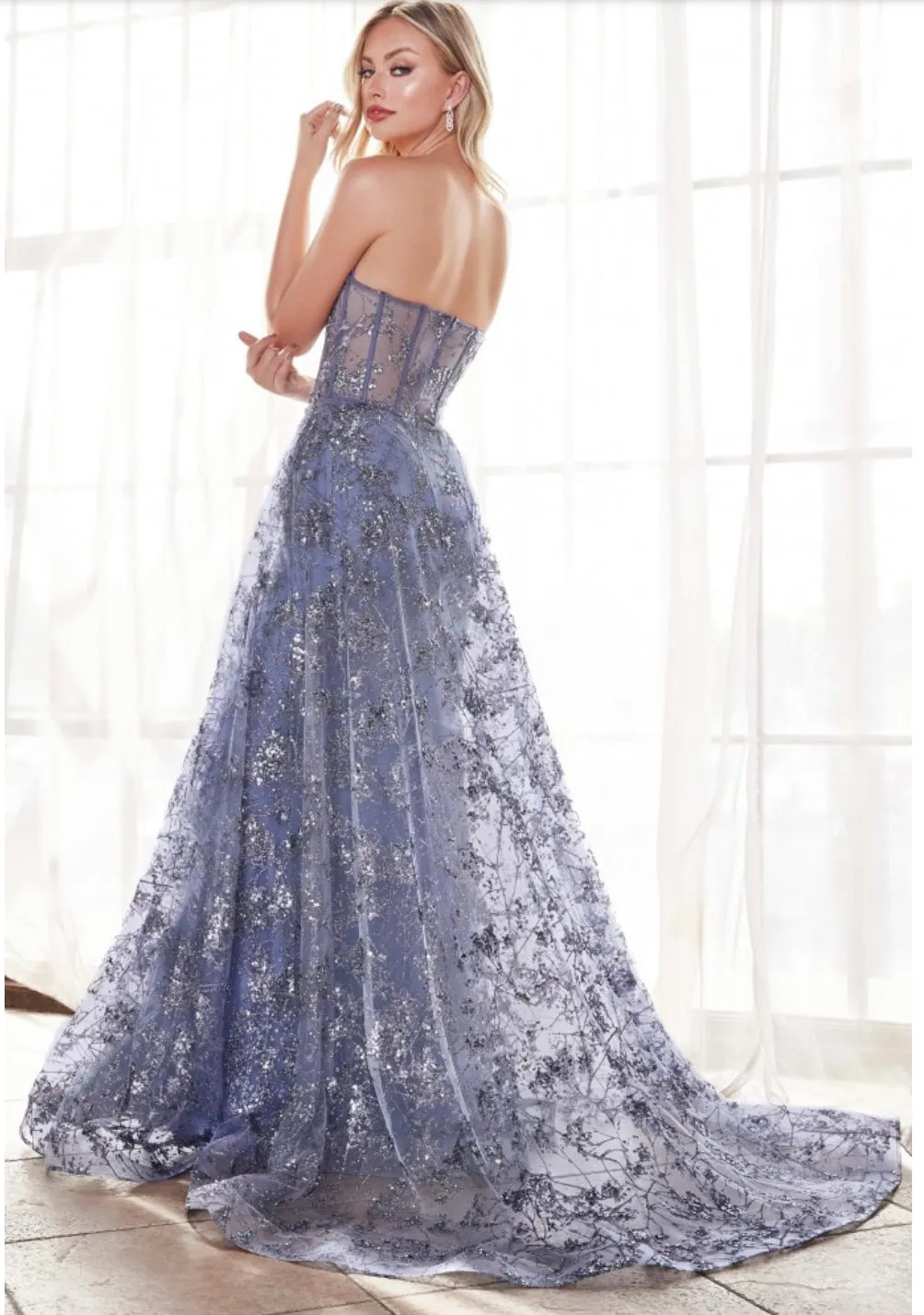Cinderella Divine CB046
