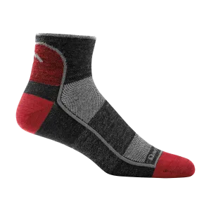 Darn Tough Mens Quarter Lightweight Athletic Socks