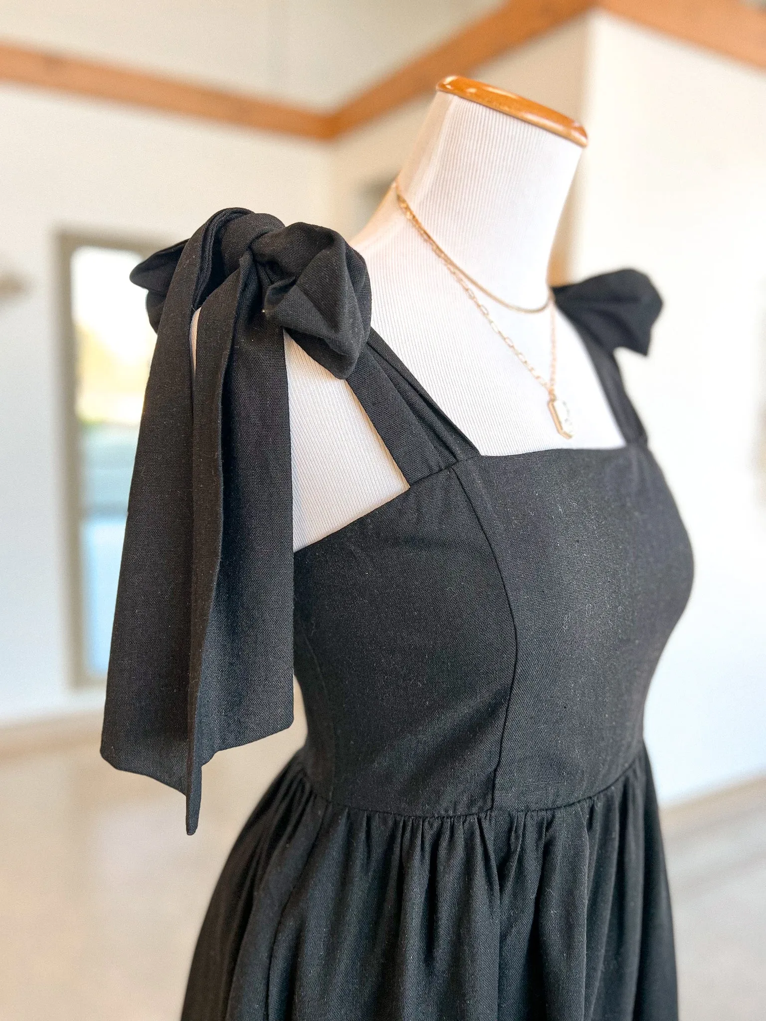Delilah Dress - Black