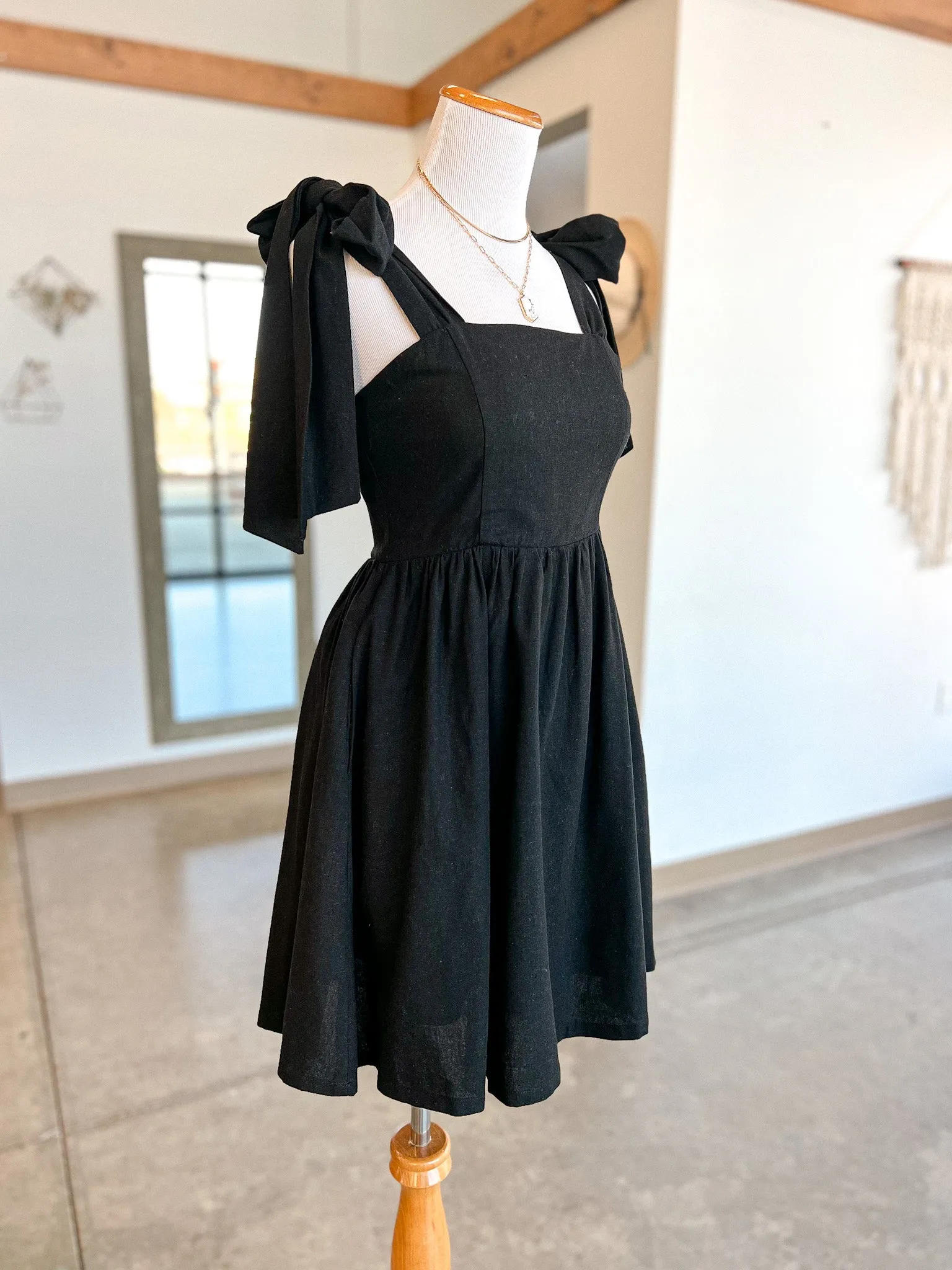 Delilah Dress - Black