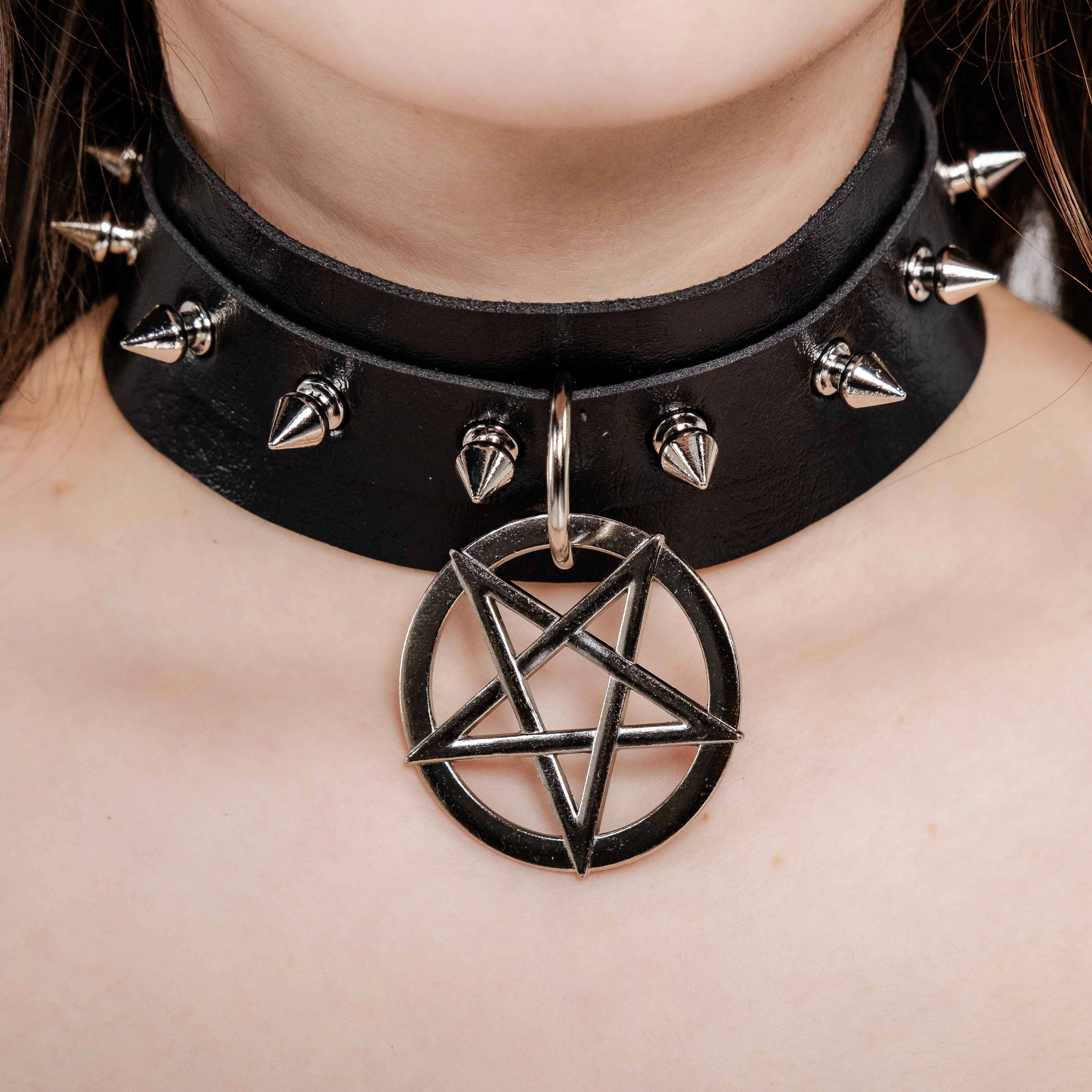 Double Strap Pentagram - Choker