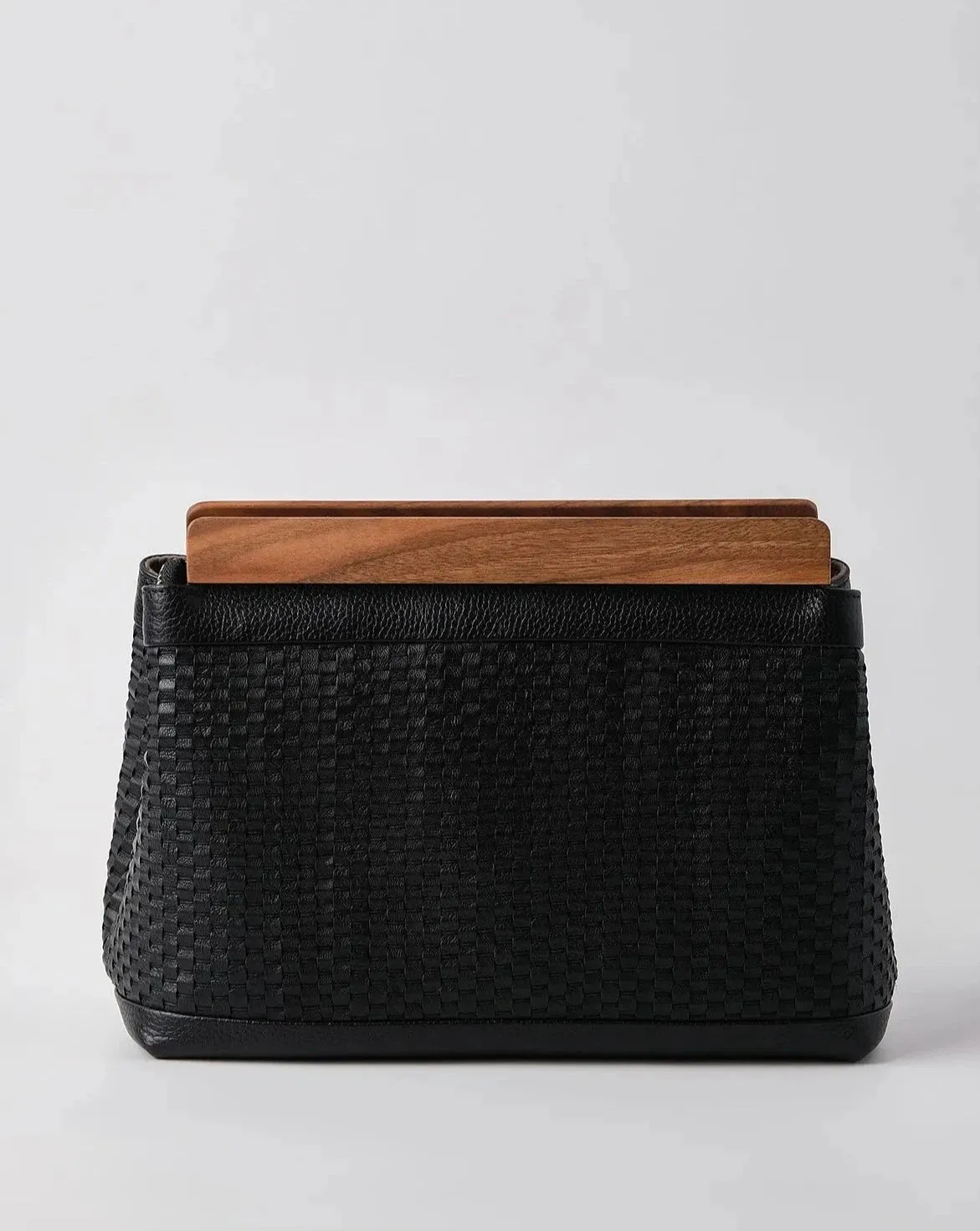 Exquisite Black Genuine Knitted Leather Clutch Handbag with Walnut Wood Accents
