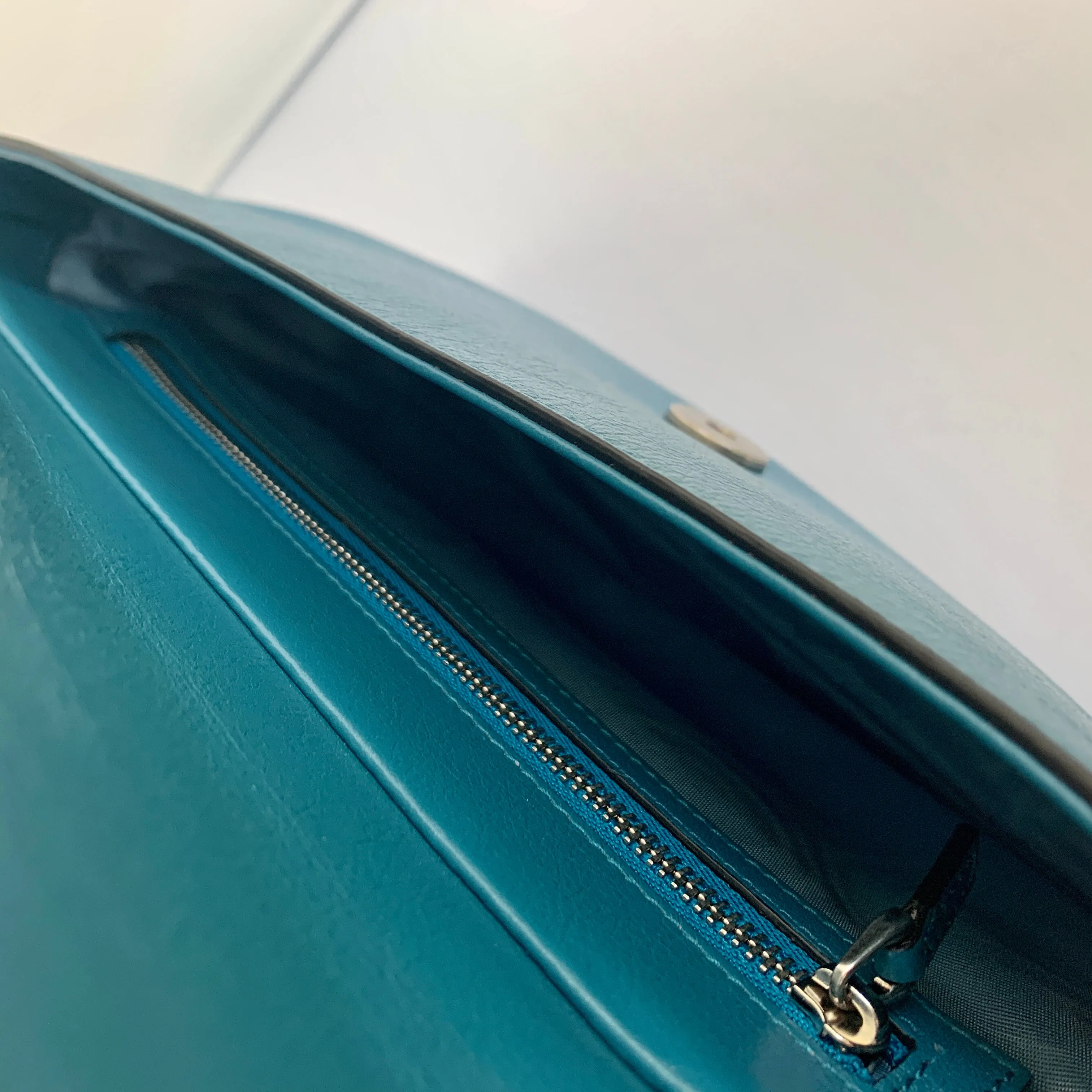 Gucci Thiara Double Envelope Shoulder Bag in Green and Blue