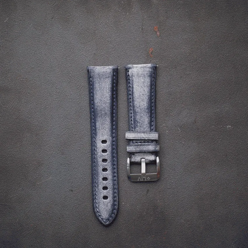 Italian Waxed Leather | 22mm