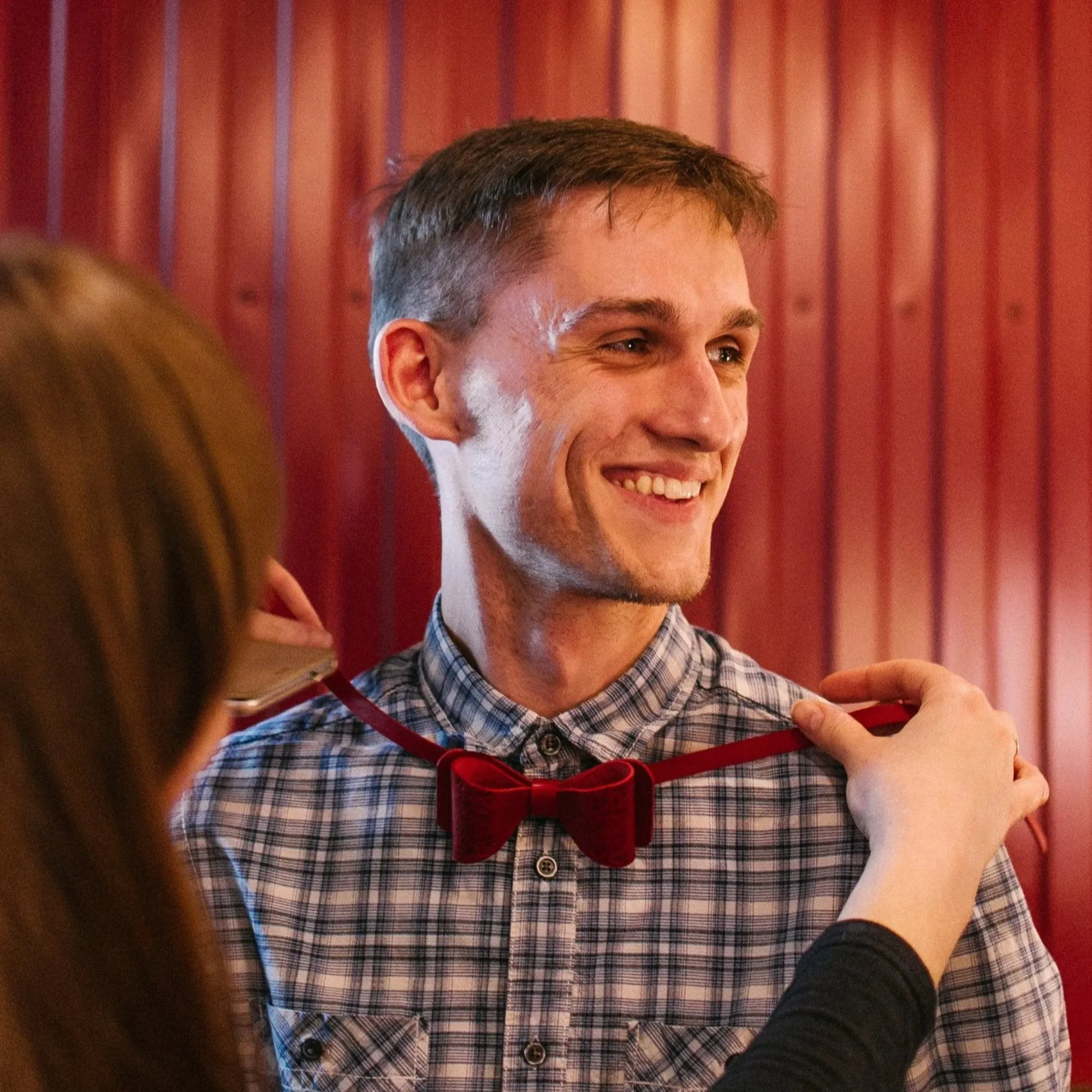 LEATHER BOW TIE / OLD