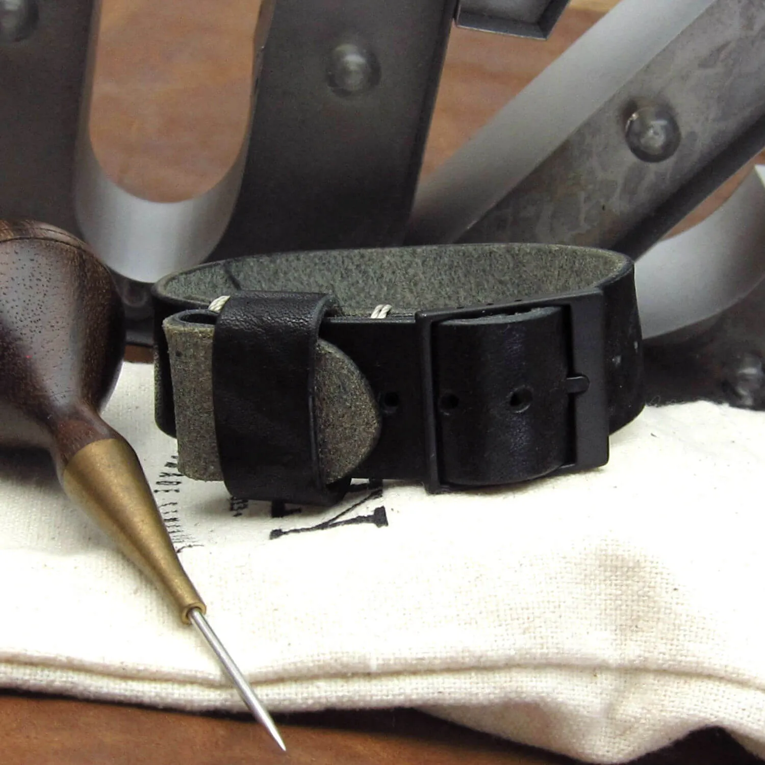 Leather Watch Strap, Classic RAF II Vintage NERO (Black)