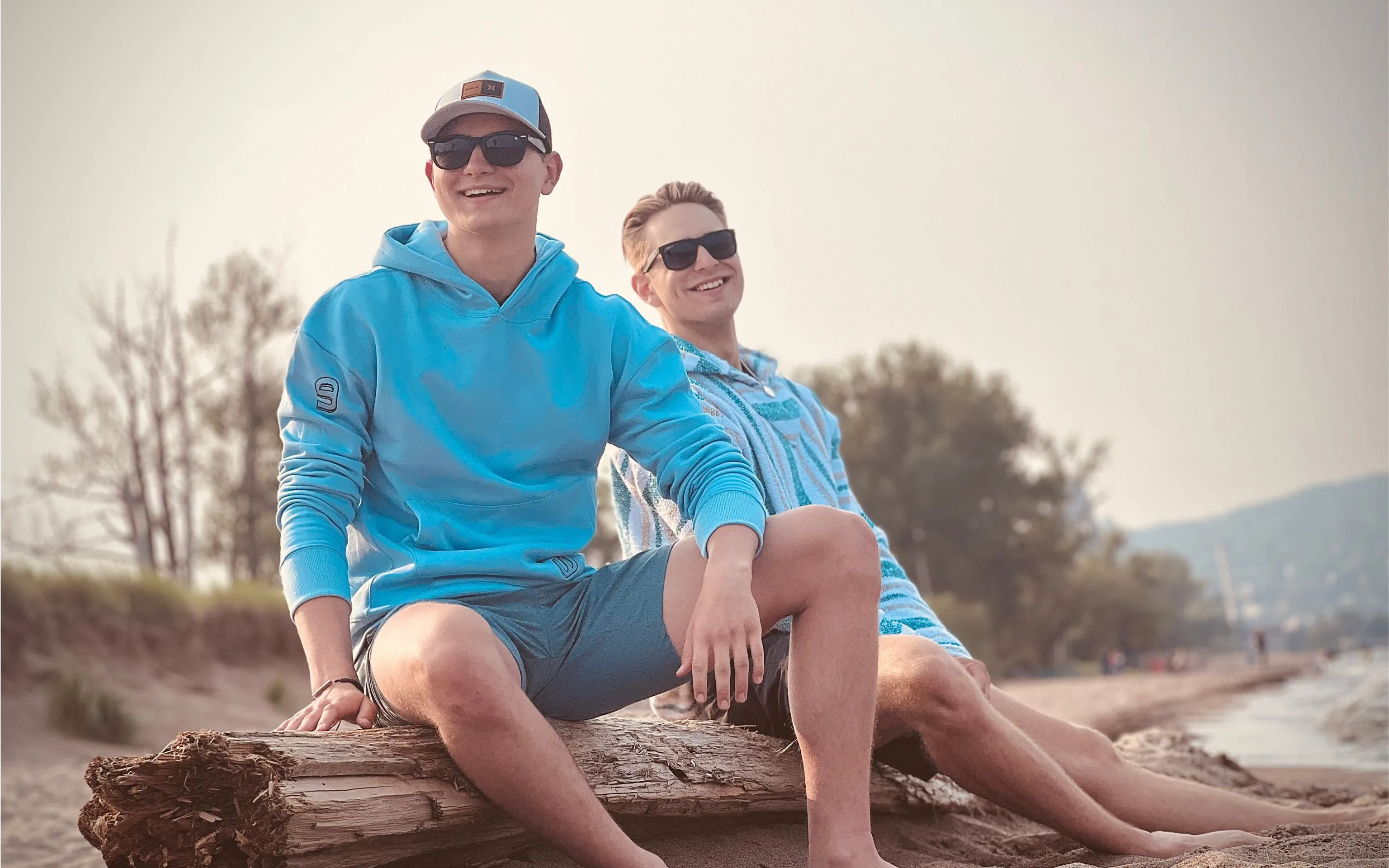 Limited Edition Large Hoodie - Comfortable, Heavyweight, Durable - Blue L NEW