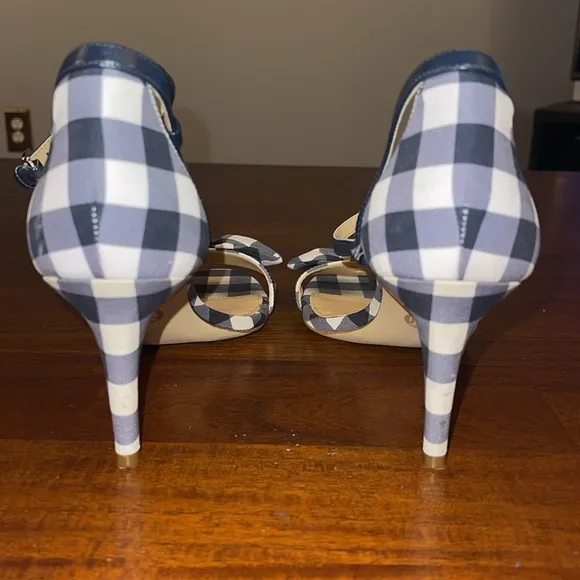 Michael Michael Kors Womens Pippa Leather Open Toe heels. Size 8.5M. Checkered