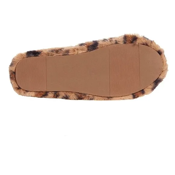 NWT BEBE JEANNA LEOPARD SLIPPER SLIDES