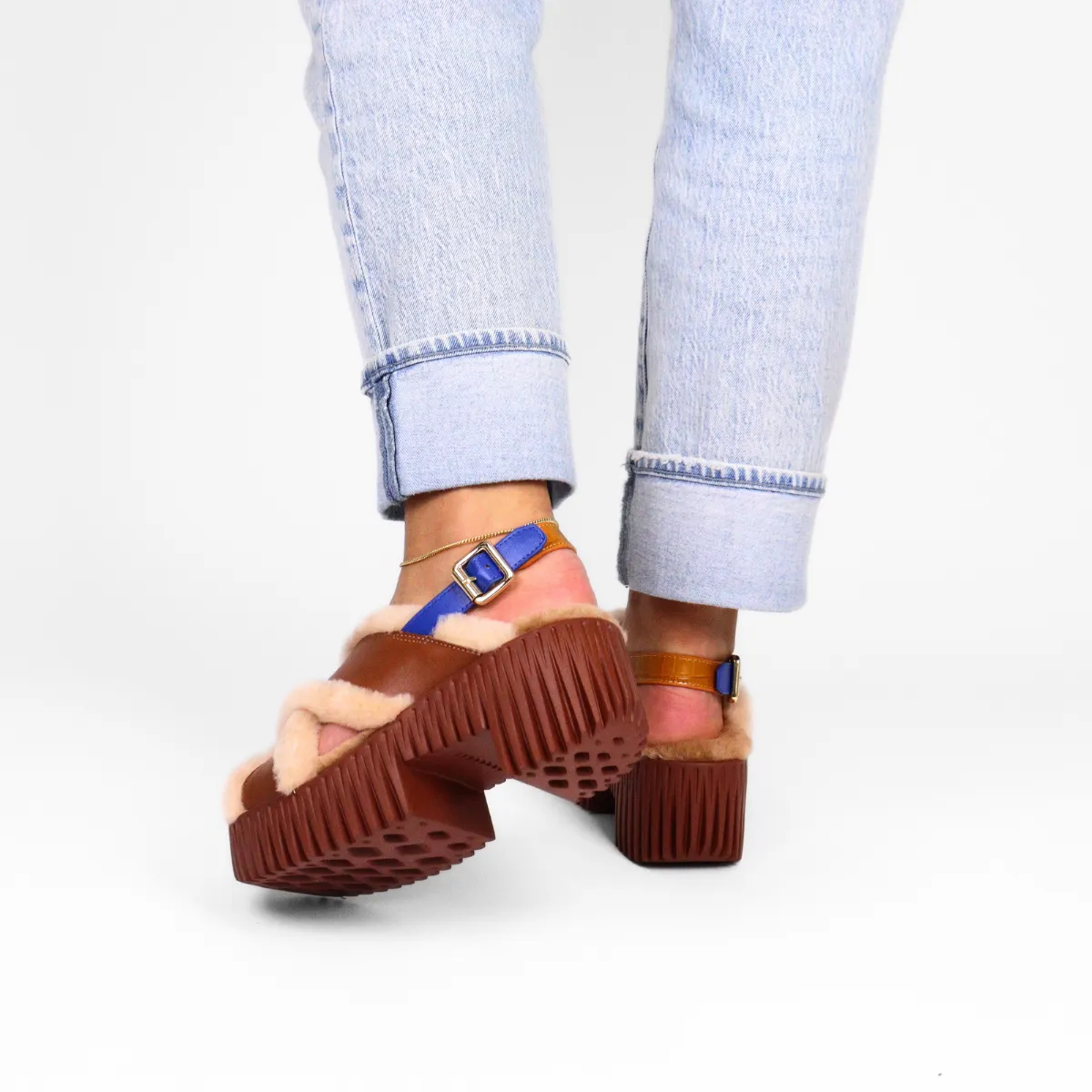 Plia Puffy Brown