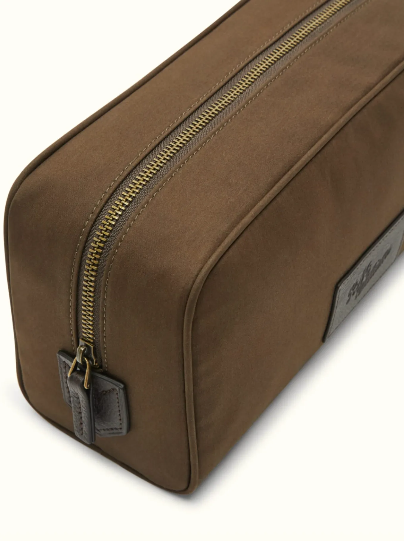 RM Williams Hawkesbury Washbag