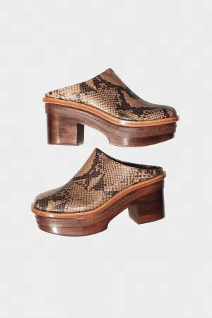Sesley Clog in Latte Snake Print Leather