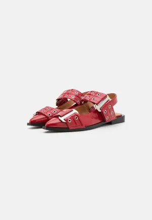Steve Madden Spiss rød lakk loafer med slingback og sølvdetaljer