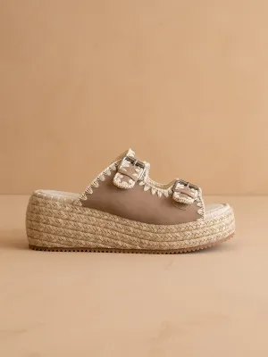 The Eugenia | Cedar Wood Embroidered Detail Raffia Platform Slide