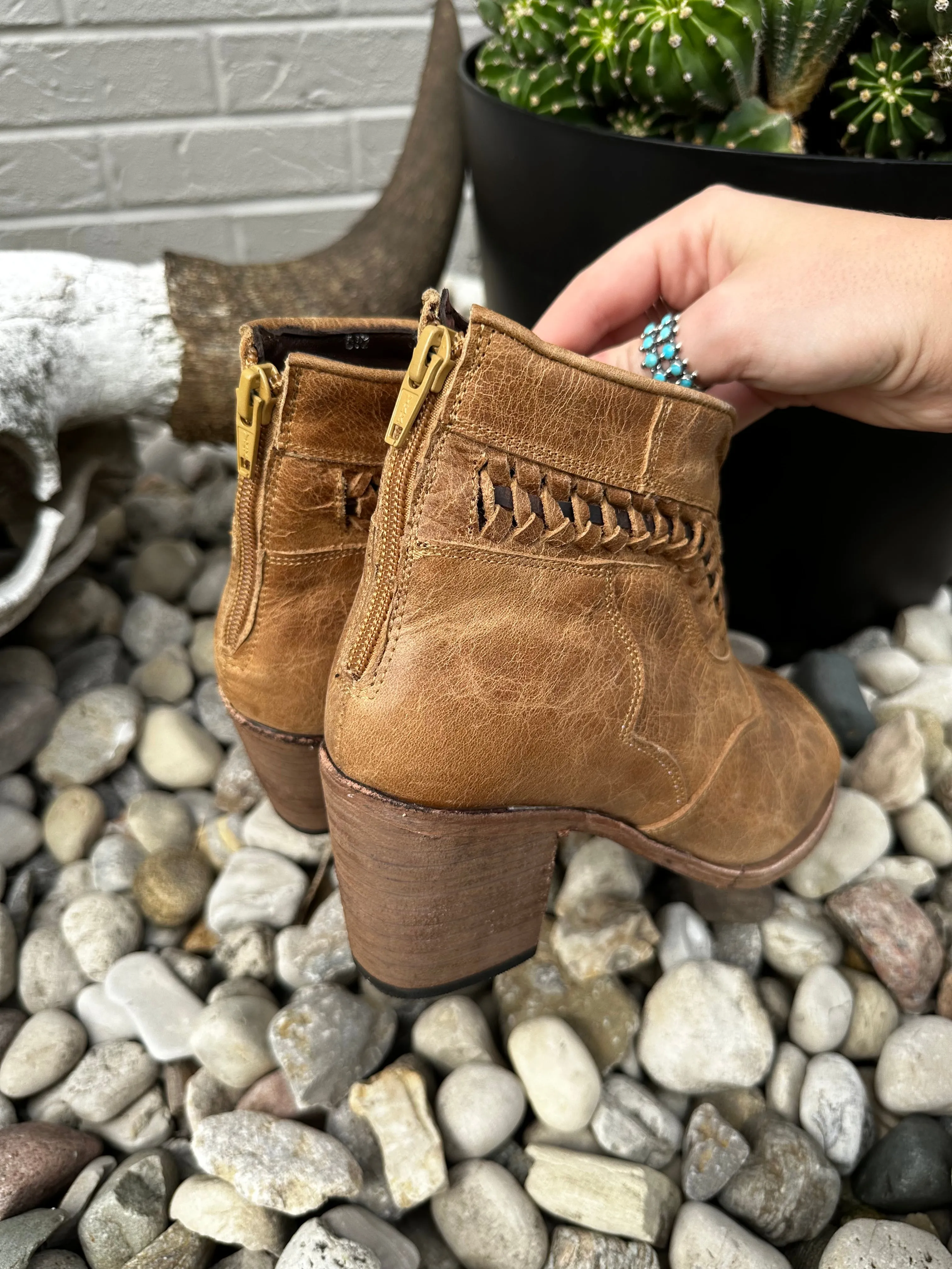 The Veronica Sandal