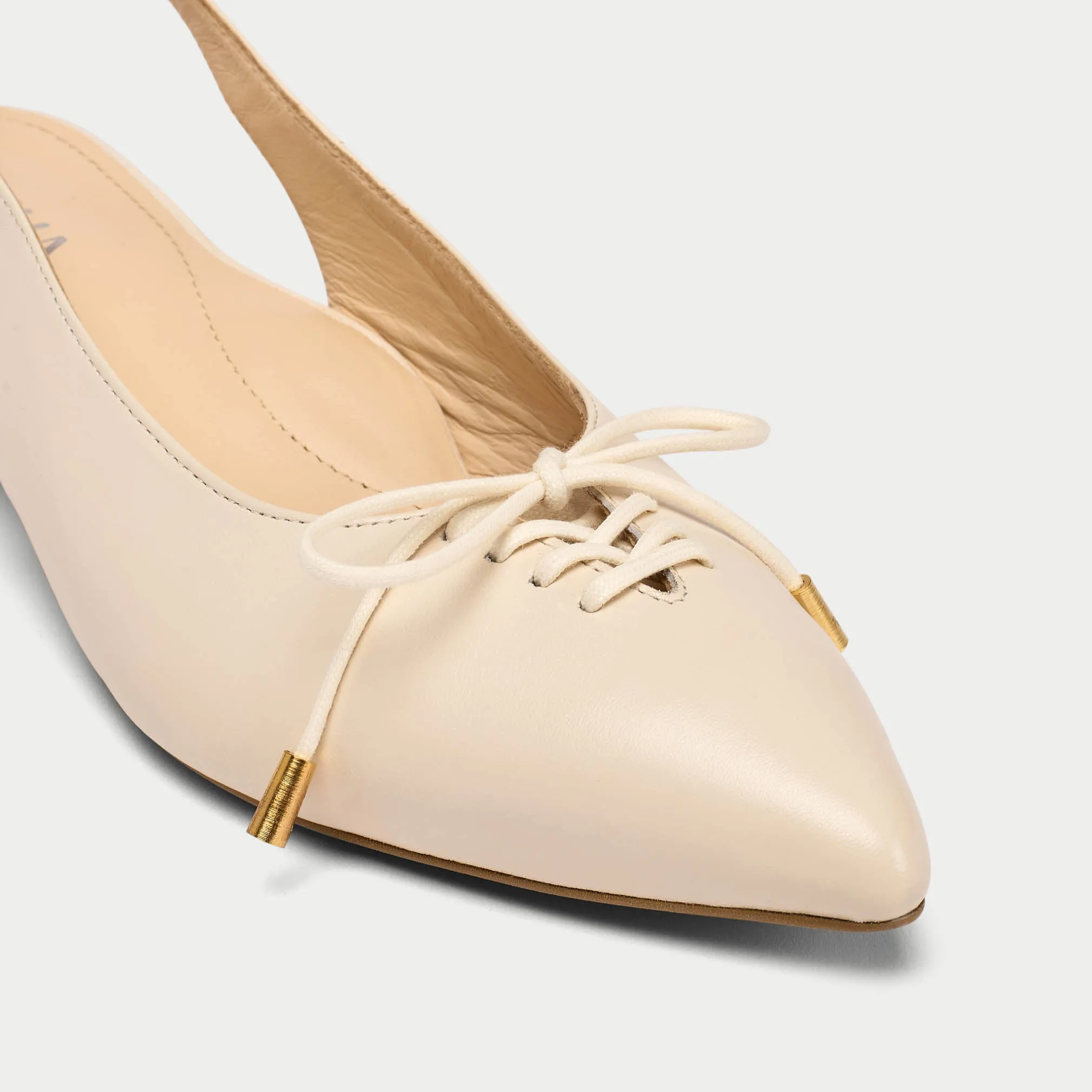Trudie - Neutral Leather