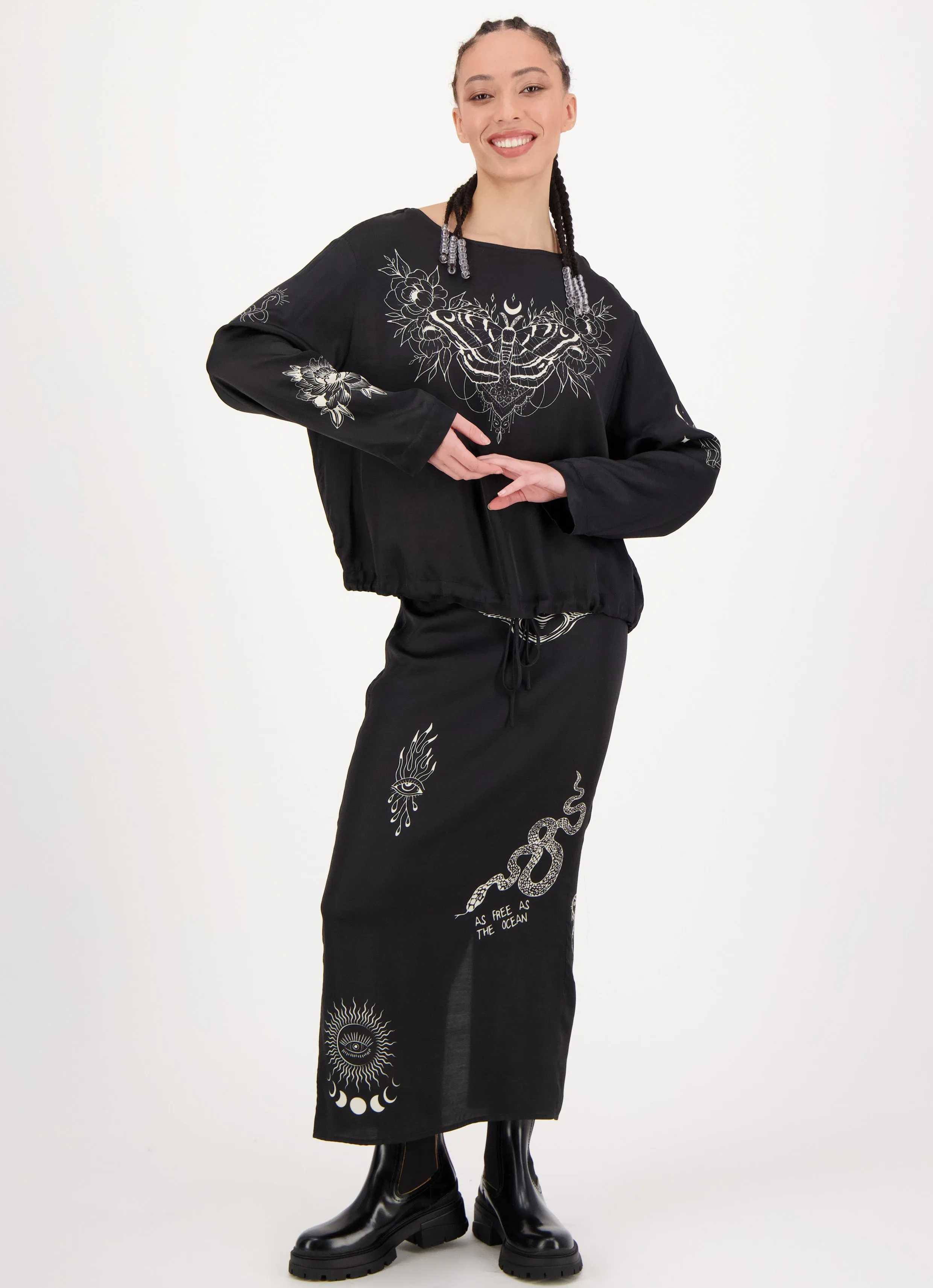 VALERY SLIM SKIRT IN BLACK MAGIC