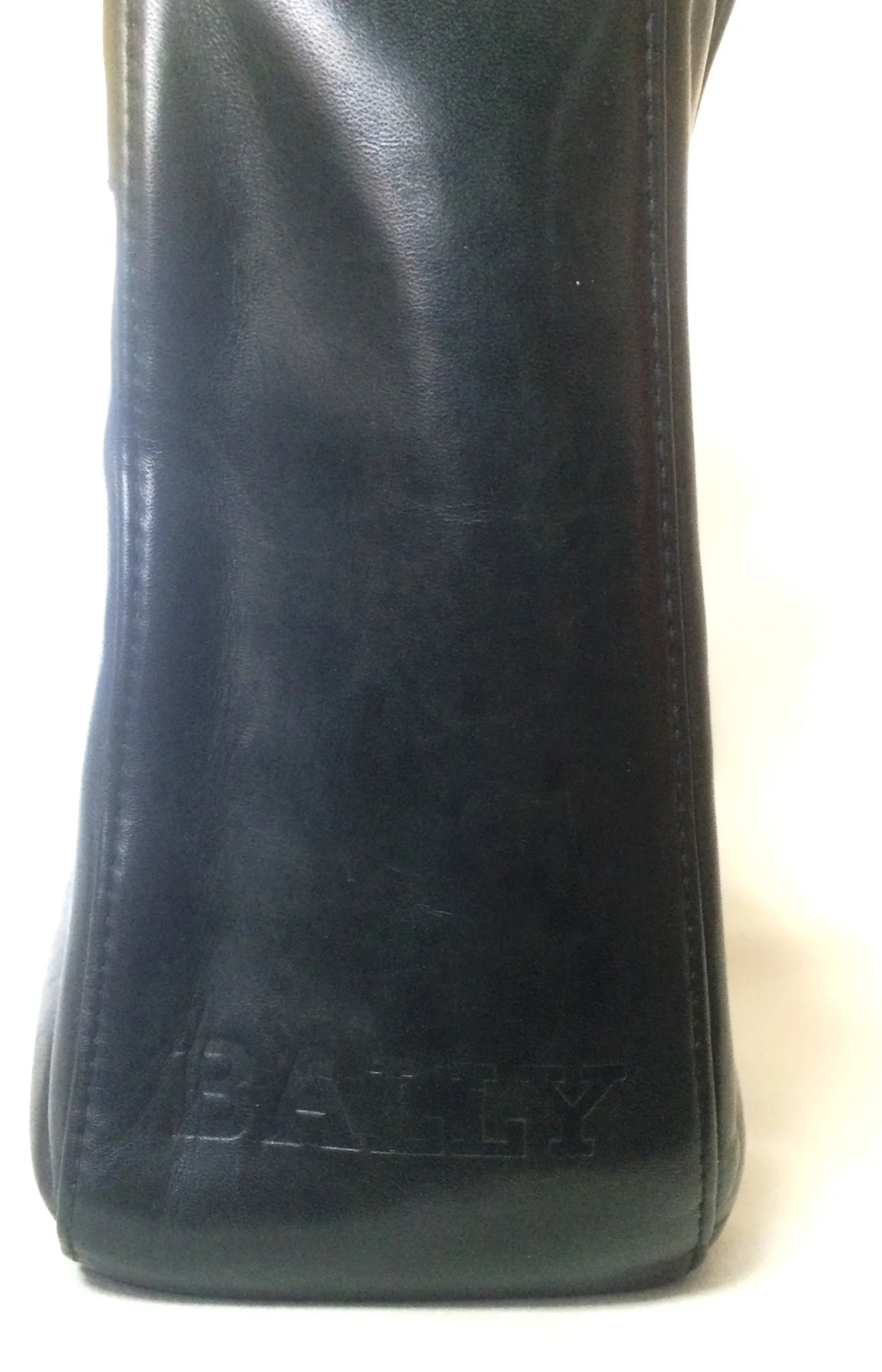 Vintage Bally black leather retro pop design bag, business purse with gold tone drawstrings and unique flap cut design.  Unisex use. 160315
