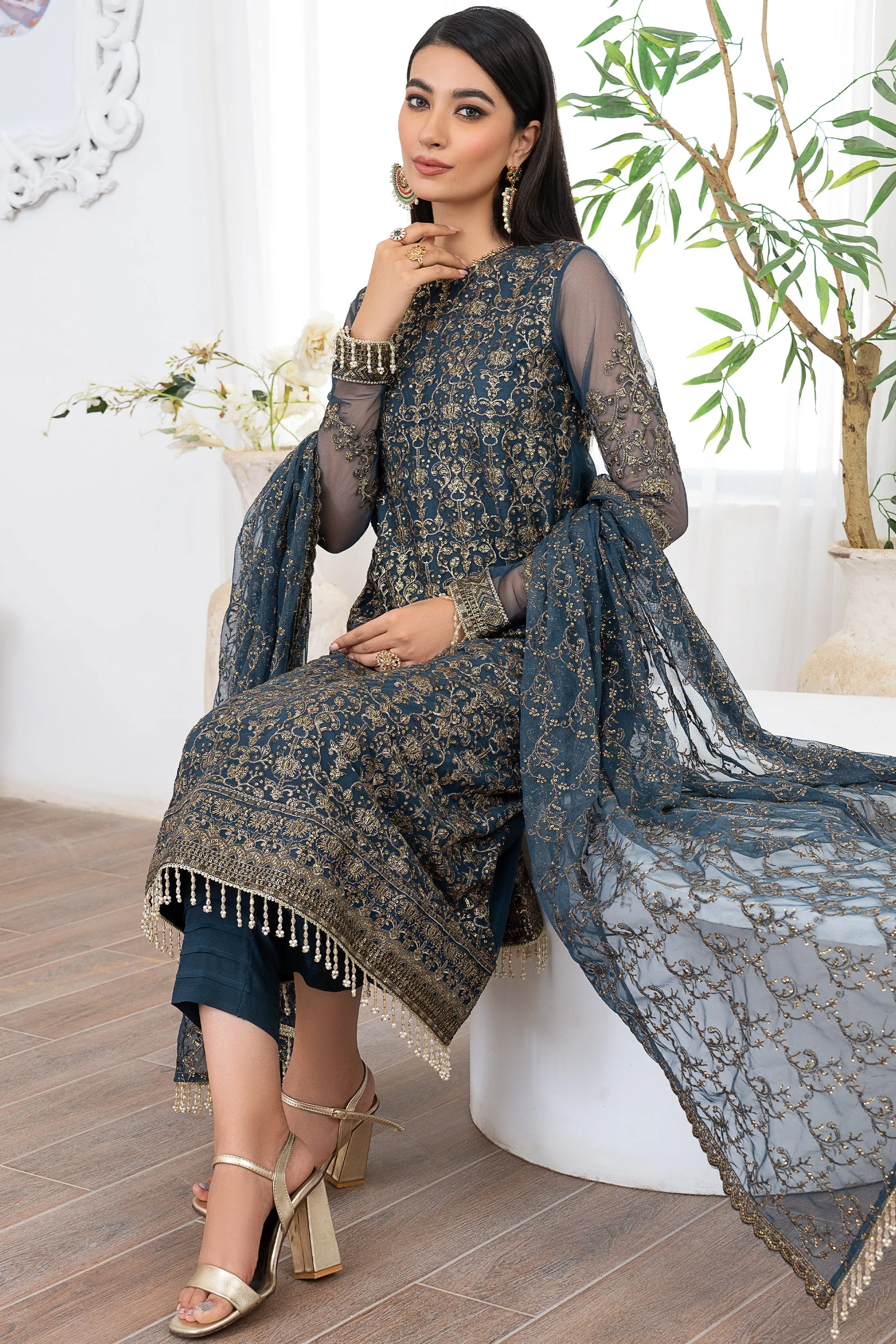 ZLM 07 MEYSA | Zarif Meeral Luxury Formals collection.
